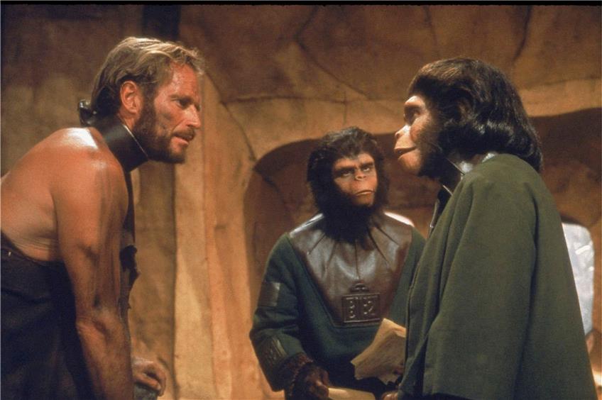 Charlton Heston (links) und Kim Hunter in „Planet der Affen“ (1968). Foto: Fox