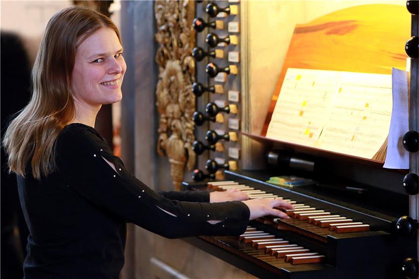 Die aus Moskau stammende Organistin Yulia Draginda entlockte der Trefz-Orgel ihre gesamte klangliche Bandbreite.