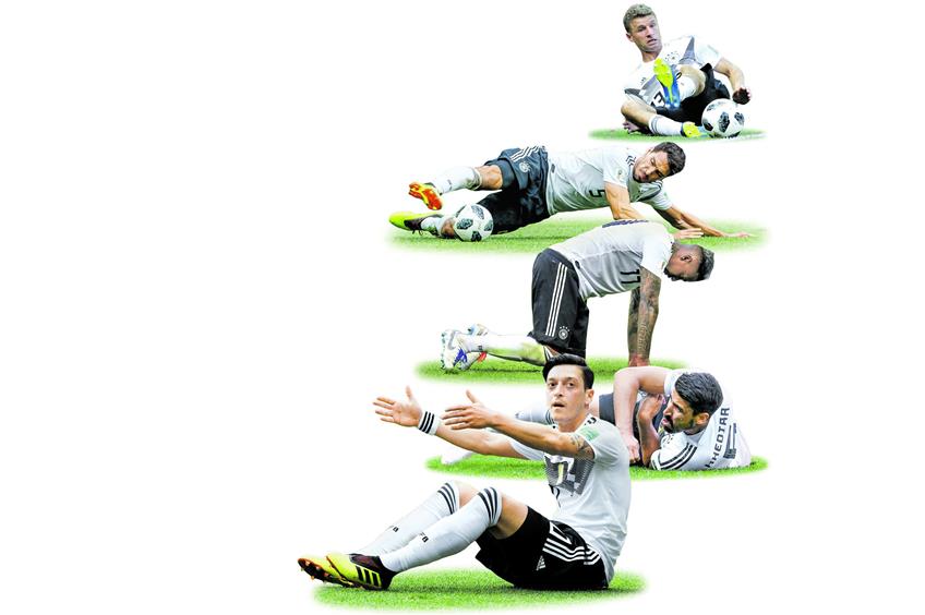 Am Boden (von oben): Thomas Müller, Mats Hummels, Jerome Boateng, Sami Khedira und Mesut Özil. Foto: Fotos: imago(2) ULMER Pressebildagentur/ DeFodi, AFP, getty images, action press