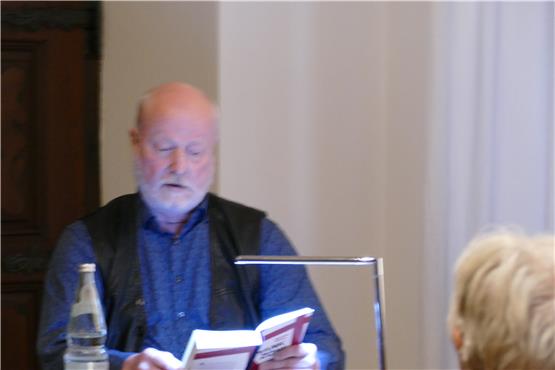 Autor Michael Basse bei der Lesung in Nordstetten. Bild: Jochen Stöhr