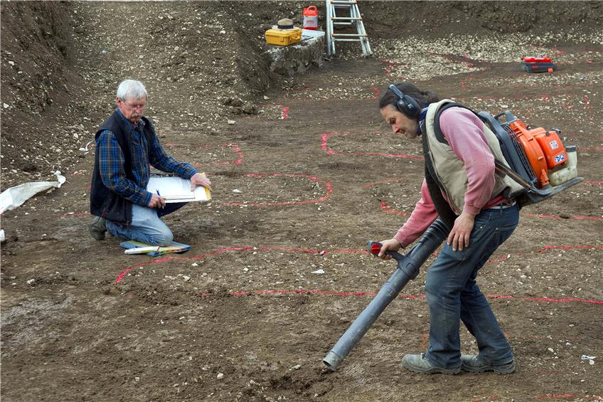 Archäologenteam entdeckt 50 Alamannengräber