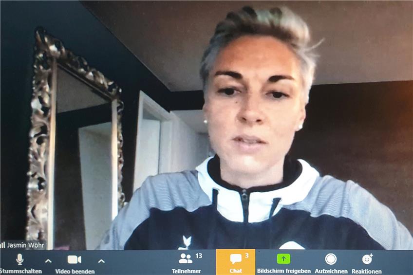 Bundesjugendtrainerin Jasmin Wöhr stand beim „Plausch um Sieben“ Rede und Antwort.Bild: Sascha Eggebrecht