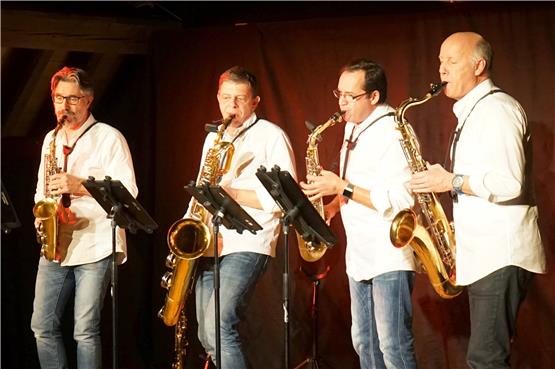 Das Saxophon-Quartett Carlas Saxaffair begeisterte in der Entringer Zehntscheuer. Bild: Andreas Straub