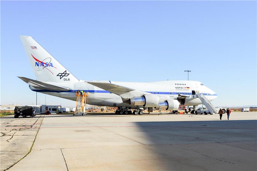Das Stratosphären-Observatorium für Infrarot-Astronomie (SOFIA) in einer umgebauten Boeing 747 („Jumbo-Jet“) ist ein deutsch-amerikanisches Vorhaben zur Erforschung des Weltalls. Privatbild
