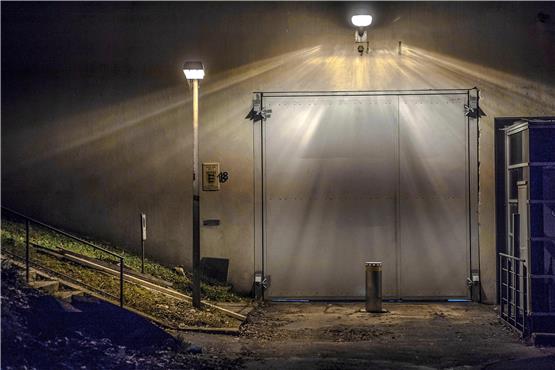 Das Tor eines Untersuchungshaft-Gefängnisses. Archivbild: Ulrich Metz