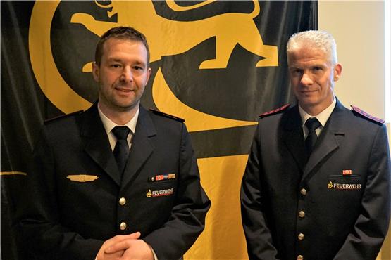 Das neue Führungsduo bei der Nehrener Feuerwehr: Kommandant Florian Michels (links)und sein Stellvertreter Ralf Nübel. Bild: Andreas Straub
