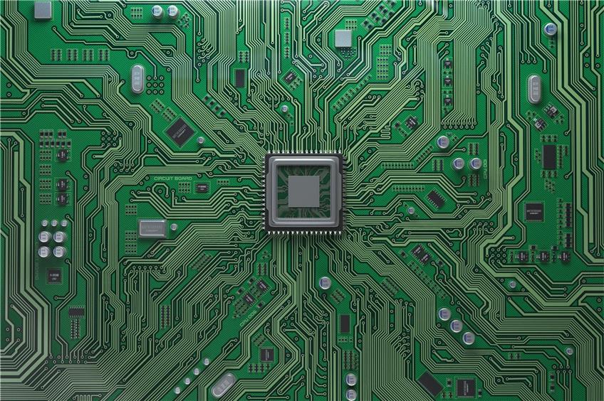 Der Chip mit der zentralen Recheneinheit (CPU) eines Compters auf einer Platine. Foto: ©Maxx-Studio/shutterstock.com