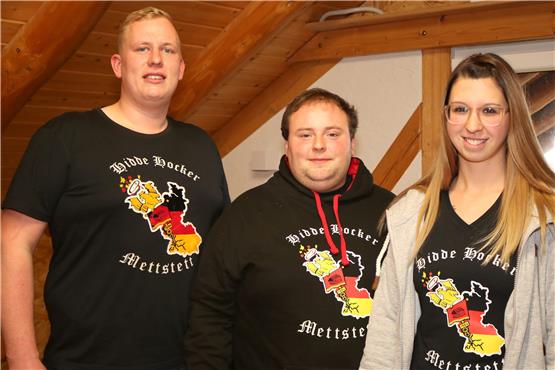 Der neue Vorstand der Hiddehocker besteht aus Vincent Wittig, Martin Wössner und Fabienne Günthner (von links). Bild: Elke Huß