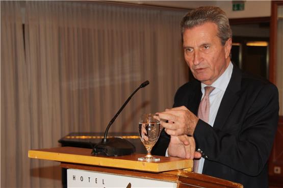„Deutschland verspielt seinen Vorsprung in der Wettbewerbsfähigkeit“, warnte Günther Oettinger. Bild: Hannes Kuhnert