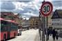 Die Buskolonne erstreckte sich über Eberhardsbrücke und Trautweineck bis zum Bus...