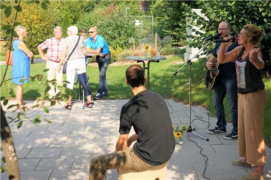 Die Entringer Band Bundt holte ihren ausgefallenen Auftritt beim Abschlussfest nach. Bild: Andreas Straub
