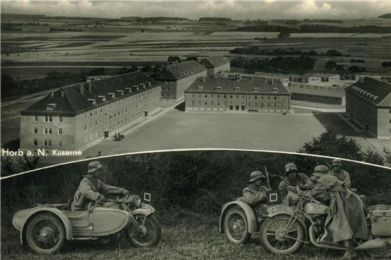 Diese Postkarte aus dem Jahr 1936 zeigt die noch namenlose Horber Kaserne und Soldaten des motorisierten Maschinengewehr-Bataillons 4. Im Gebäude vorne links war die zweite Kompanie untergebracht. Foto: Kultur- und Museumsverein Horb