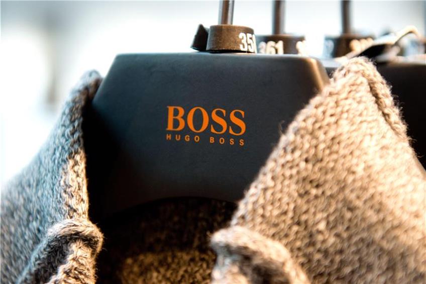 Ein Pullover der Modemarke Hugo Boss. Foto: Sebastian Kahnert/Archiv dpa