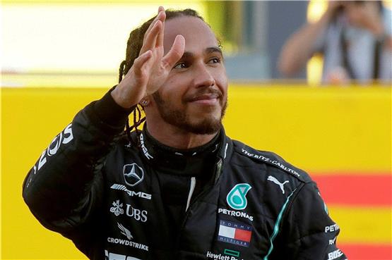 Fährt nach wie vor in einer eigenen Liga: Dauersieger Lewis Hamilton. Foto: afp