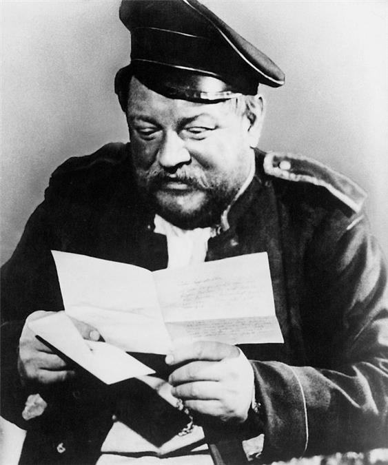 Heinrich George als "Der Postmeister"