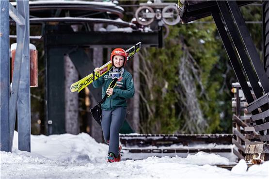 Katharina Althaus gehört auch 2019/2020 wieder zu den Favoritinnen auf den Gesamtweltcup im Skispringen. Foto: EIBNER/EXPA/Juergen_Feichter