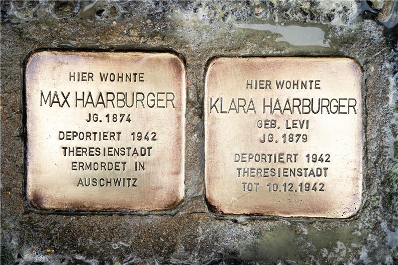 Klara und Max Haarburger: Sie stammten aus Mühringen und betrieben dort ein Metz...