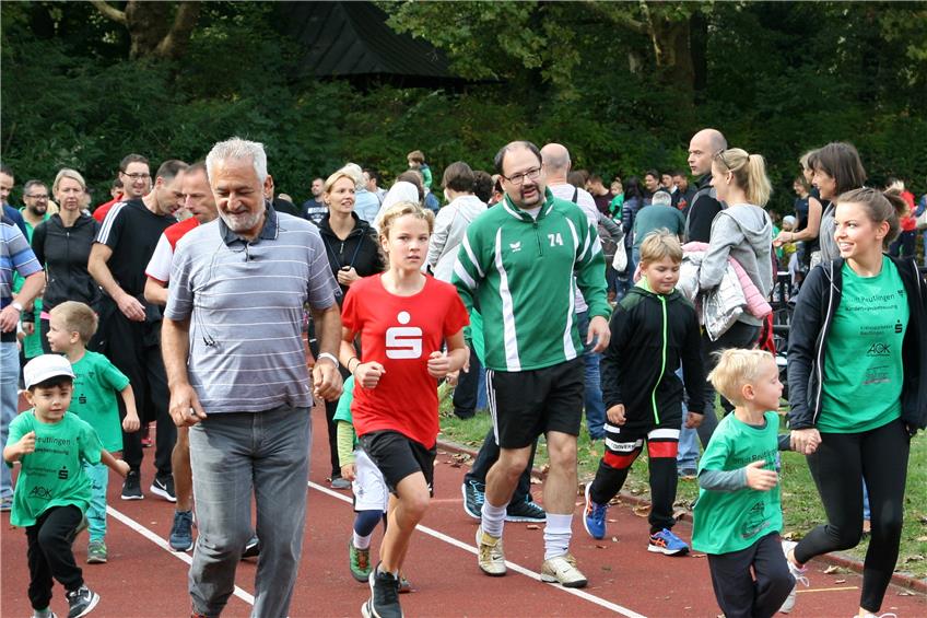 Laufend Gutes tun: Am Samstag wird wieder der Spendenmarathon auf der Rennwiese gestartet.Bild: Spendenparlament