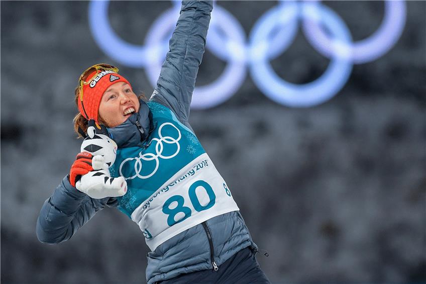 Mit zwei Olympiasiegen verabschiedete sich Laura Dahlmeier aus Pyoengchang und nun vom Biathlon. Foto: Hendrik Schmidt/dpa