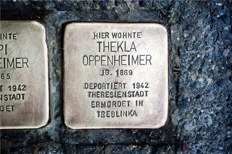 Peppi und Thekla Oppenheimer: Die Schwestern waren in Mühringen geboren und lebt...
