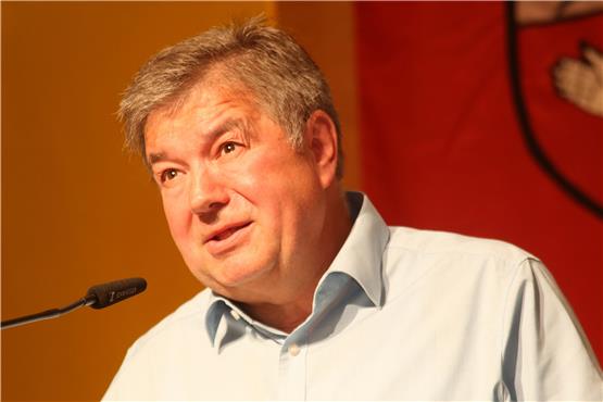 Rolf Schäuffele als WVG-Vorsitzender beim Einweihungsfest der Weitinger Buchsteighalle im Oktober 2022.Bild: Hermann Nesch
