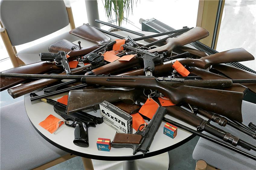 Symbolbild: Ulrich Metz (Hinweis: Die abgebildenen Waffen zeigen nicht die von der Polizei nun sichergestellten).