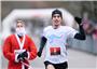 Tausende Läufer gingen am Sonntag beim traditionellen Nikolauslauf des Tübinger ...
