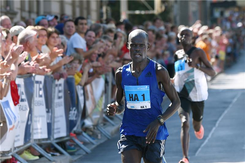 Tübinger Erbe-Lauf 2019: Sieger Dominic Kipngeno Mibei (Kenia). Bild: Ulmer 