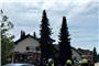 Zu einem Dachstuhlbrand inVöhringen rückten am Sonntag drei Feuerwehrabteilungen zum Löschen aus.Privatbild